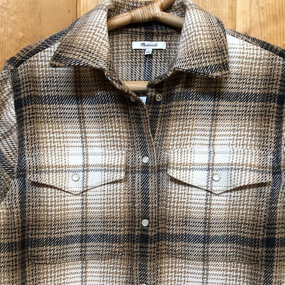 Plaid Button-Up Jacket Shacket - Picture 3 of 12